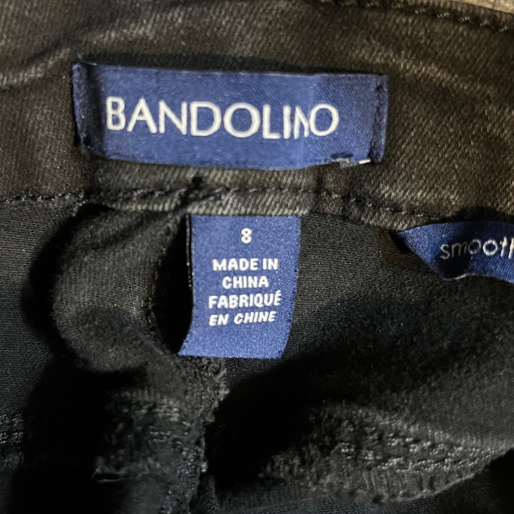 Bandolino Women’s Black Skinny Jeans Size 8 Smooth Operator Mid Rise Stretch - Picture 4 of 4
